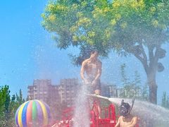 -欢乐水魔方水世界