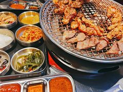 -入火韩国烤肉(凯旋广场店)