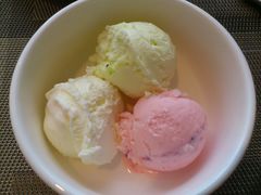 冰淇淋-广州中心皇冠假日酒店-环市食坊·海鲜自助餐厅