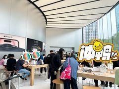 -Apple零售店(新街口店)