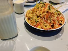 手工凉拌豆皮-老邻居饭店(华昌道店)