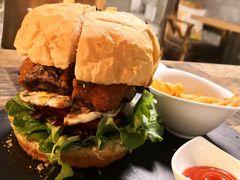 -HIGH FIVE哈福手工汉堡(桂林路店)