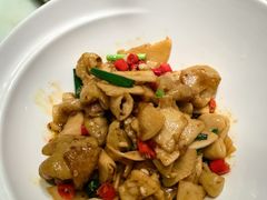 -佬麻雀·剁椒鱼头(京基KK One店)