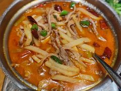 -娜仁图雅蒙古美食村(33小镇店)