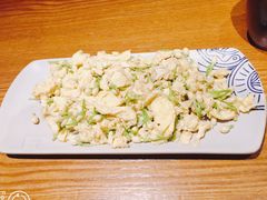 -云海肴·汽锅鸡·云南菜(天山百盛优客店)