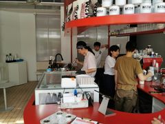 -UNI UNI(环亚凯瑟琳店)