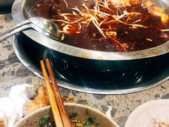 -肖肖酸萝卜鱼火锅(总店)