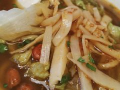 -卓雅桂林米粉