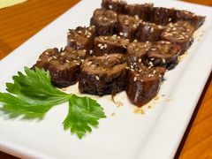 -莲餐厅·湖北菜·潜江小龙虾店(愚园路店)