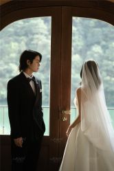 -易摄影婚纱摄影工作室