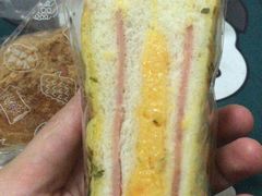 咸蛋黄三明治-BreadTalk面包新语·烘焙蛋糕(金光华广场店)