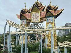 -七彩云南欢乐世界