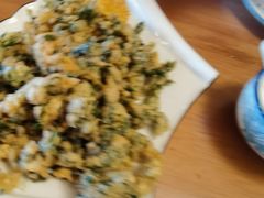 炸花椒芽-钰田大院·怀柔地道农家菜·烤虹鳟鱼(雁栖湖店)