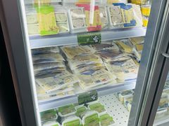-正飞鲜奶(吐鲁番路店)