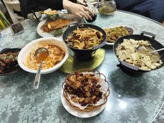 -天天向上素食餐厅(五台山店)