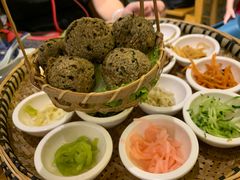 -包整·丝娃娃(一览甲秀楼风景店)