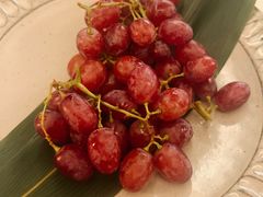 餐前水果-龟兹KUCINA·新疆菜(前滩L+PLAZA店)