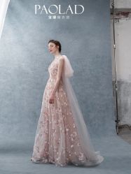 -南京宝娜嫁衣婚纱礼服馆(中央路店)