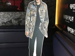-PLAY HKPOP全息偶像演唱体验馆(威灵顿广场店)