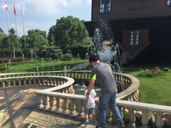 -金山农民画村-枫泾波兰倒置屋