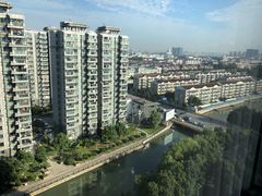 -上海虹桥西郊假日酒店