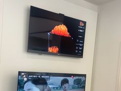 -华为授权体验店(上坤上街购物中心)