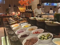 -广州万富希尔顿酒店·感趣自助餐厅·金秋蟹宴生蚝海鲜刺身
