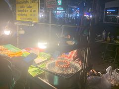 -周日夜市