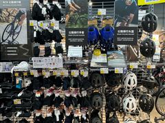 -迪卡侬(民族东店)