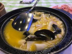 -快乐海鲜城(虎泉街店)