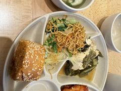 -素满香·全民食养自助(长宁龙之梦店)