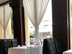 靠窗位-老洋房花园饭店(绍兴路店)