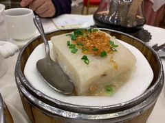 香煎腊味萝卜糕-凤凰楼酒家·粤宴点心(华强北店)
