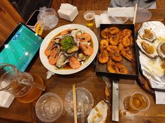 -老东镇啤酒屋海鲜加工·蒸汽海鲜·海鲜烧烤(台东店)