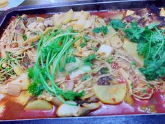 木屋秘制炭火烤鱼-浔味·山屿湖·正宗淳牌全鱼宴老字号