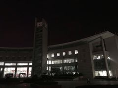 -湖北经济学院-图书馆