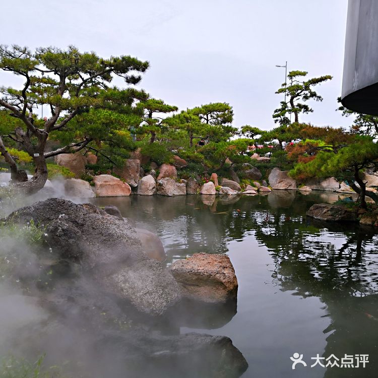 罗红艺术馆