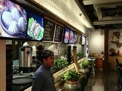 -船梆煮•蒸汽海鲜·炉火烤肉(五四广场店)