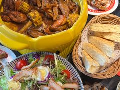 -多嘴超级肉蟹煲(杉杉国潮主题店)