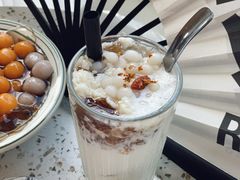 桃胶酒酿冰奶小丸子-堂屋糖水店(愚园店)