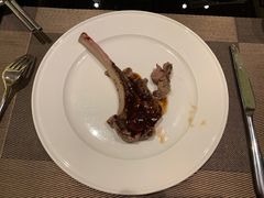 -大中华希尔顿酒店-念自助餐·嗨啤·小龙虾