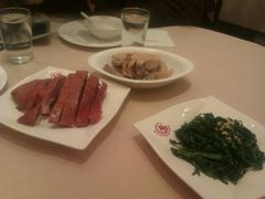 滋味鸭，咸鸡，万年青-五芳齋(云南南路店)
