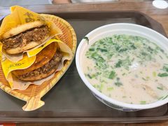 羊肉汤（多肉）-穆得·老周家牛肉烧饼(普利街店)