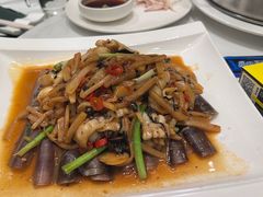 -蚝美人·生蚝海鲜烧烤(茶花园店)