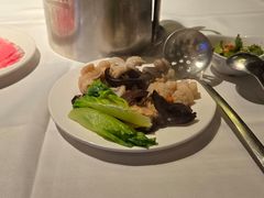 -领鲜活海鲜榴莲自助火锅(东门店)