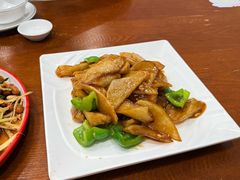 -东北风味思缘食府(对湖路店)