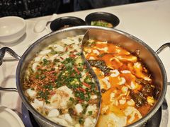 -德林酸菜鱼火锅(南丹店)