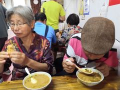 -云南大锅豆浆店