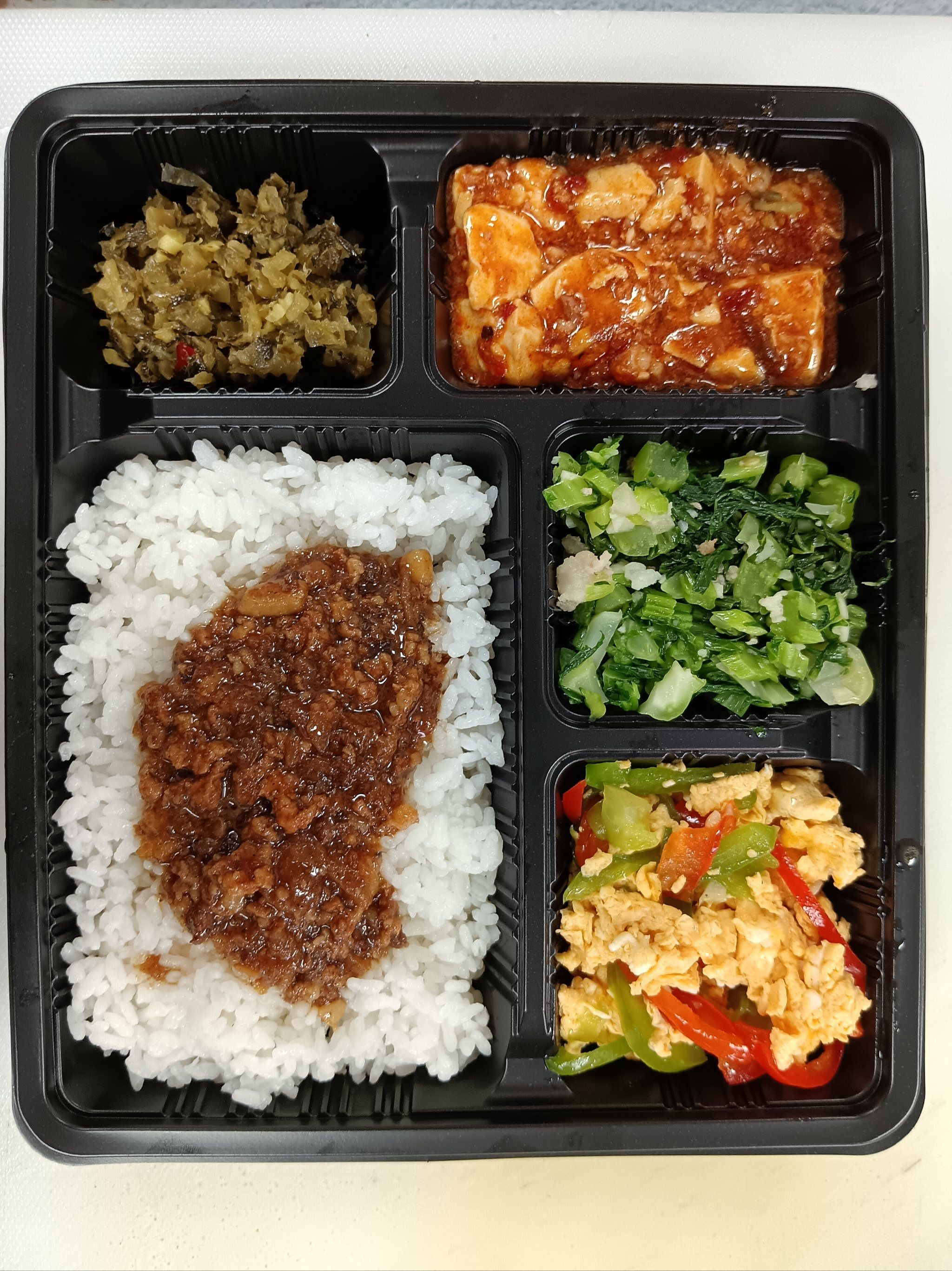 午餐新招～简易盒饭