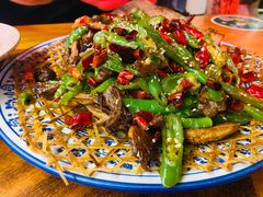 -郑件洋芋饭庄